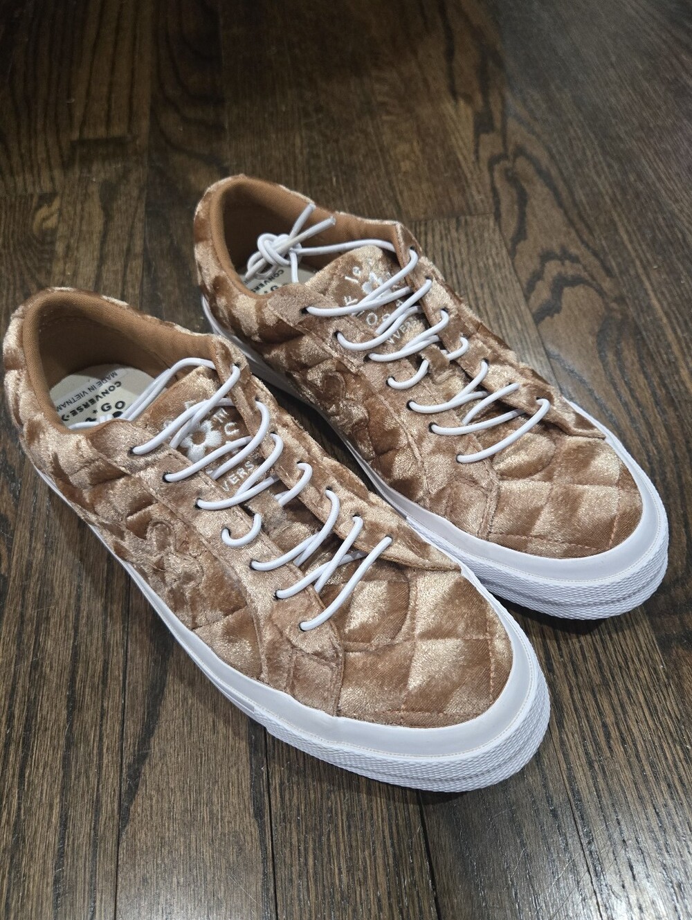 Converse Golf Le Fleur OX velvet Tyler, The Creator size Mens 7.5, Womens 9.5